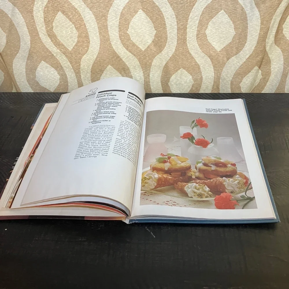 Vintage Better Homes and Gardens Toaster Oven Cookbook 1982 First Edition